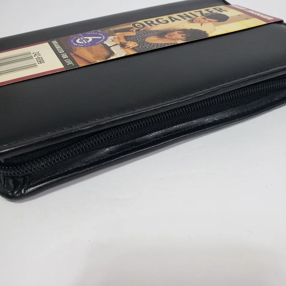 DayRunner Organizer Unisex   Black  6-Ring Zip Planner DR4124-05